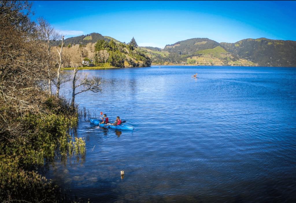 kayaking sete cidades sao miguel island