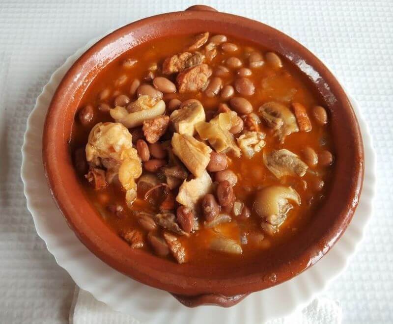 feijoada portuguese traditional dish