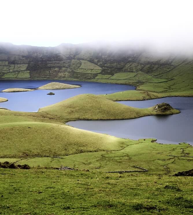 caldeirao viewpoint corvo island