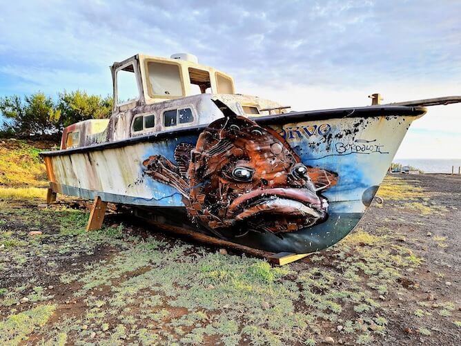 street art corvo island bordalo ii