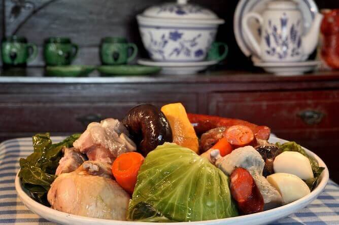 cozido furnas traditional azores dish