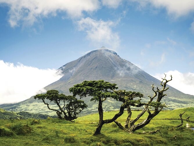mount pico azores islands