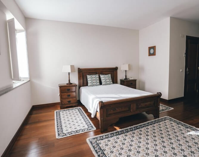 quinta vale double bedroom