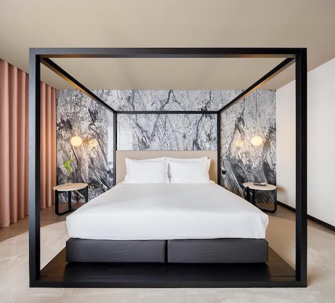 azoris royal garden queen bed