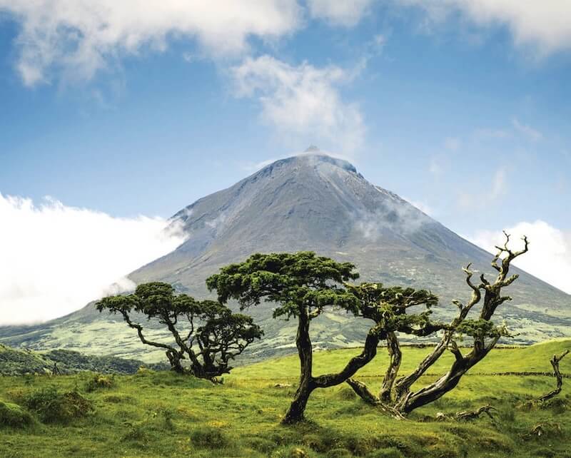 mount pico azores islands