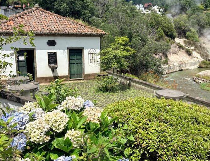 chalet tia merces furnas azores