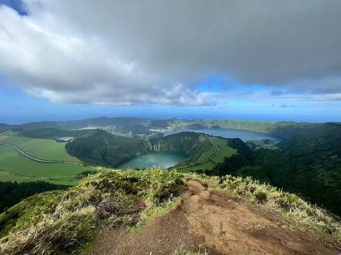 grota inferno lookout sao miguel azores