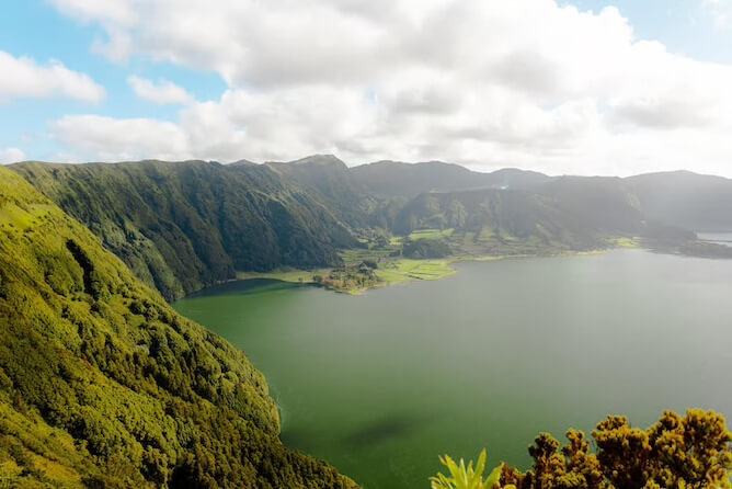 lagoa verde sete cidades azores