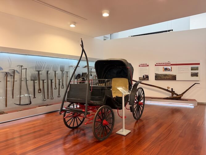 old carriage graciosa museum