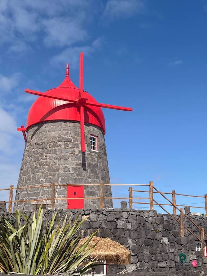 red windmill